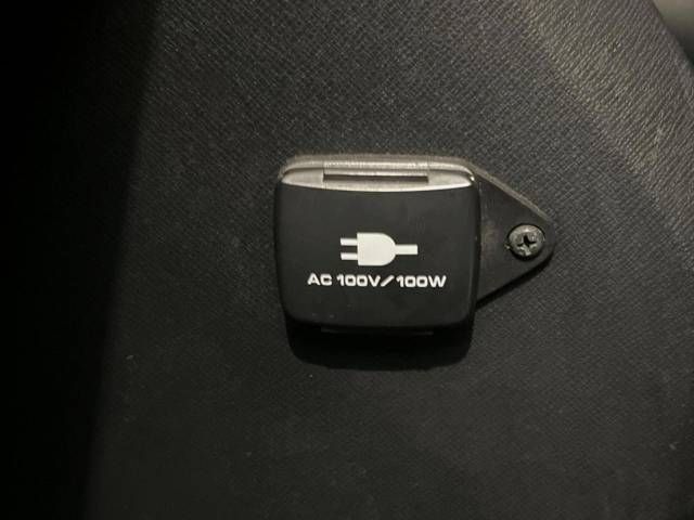 Honda e 2013-10 9307-7