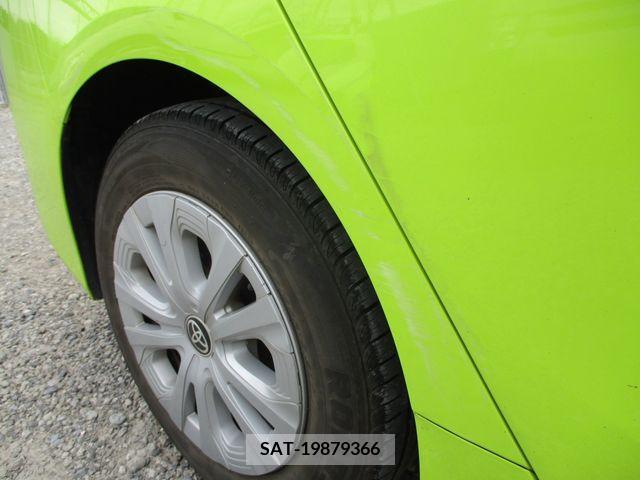 Toyota PRIUS 2019-06 381001-26