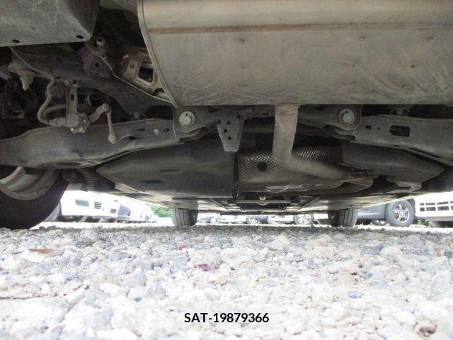 Toyota PRIUS 2019-06 381001-10