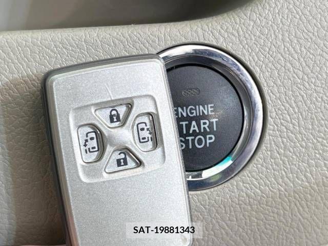 Toyota NOAH 2009-05 255874-7
