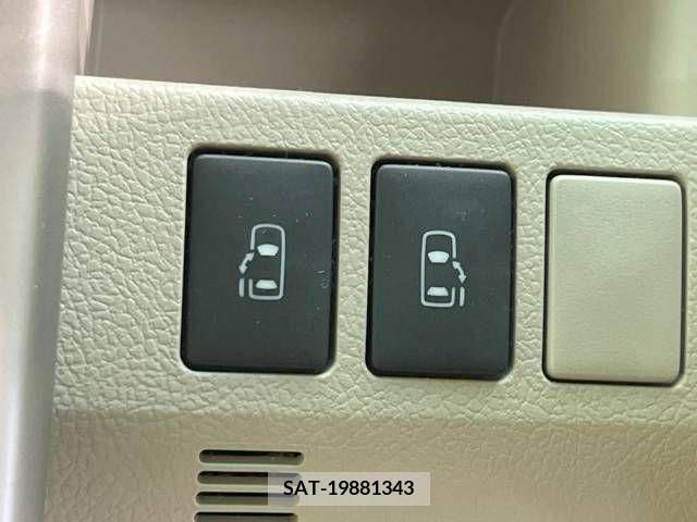 Toyota NOAH 2009-05 255874-5