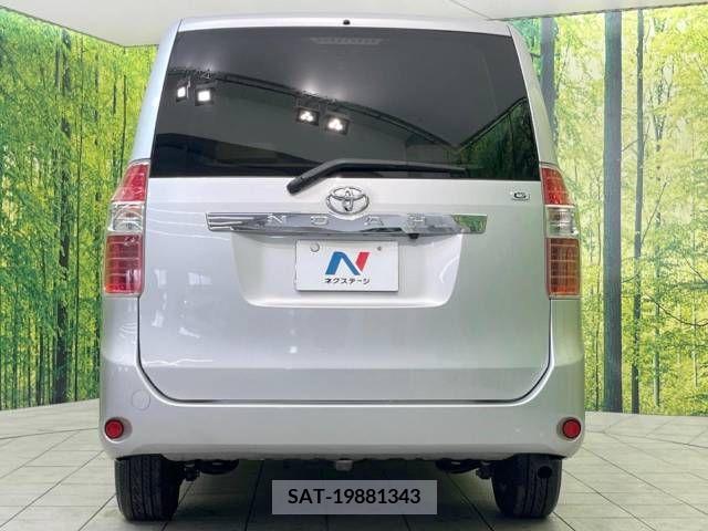 Toyota NOAH 2009-05 255874-16