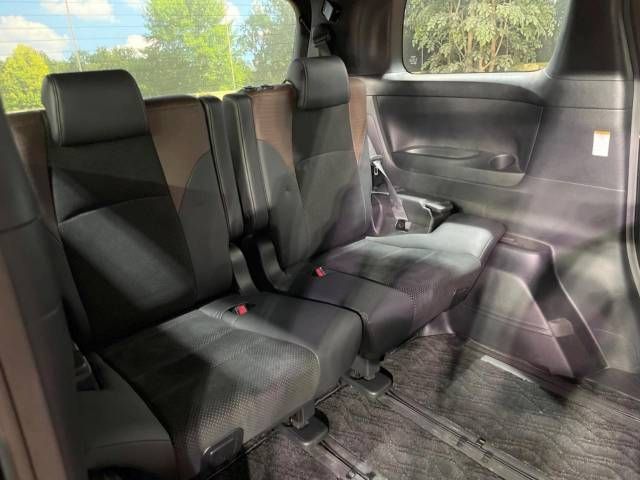 Toyota ALPHARD 2016-09 19775-11