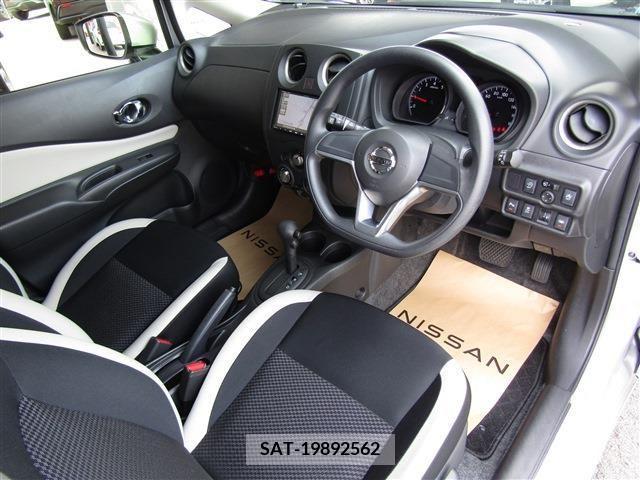 Nissan NOTE 2019-03 280073-5