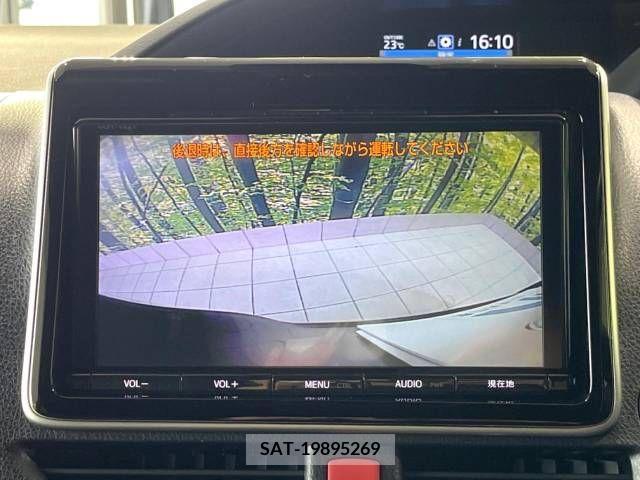 Toyota NOAH 2017-08 279459-4