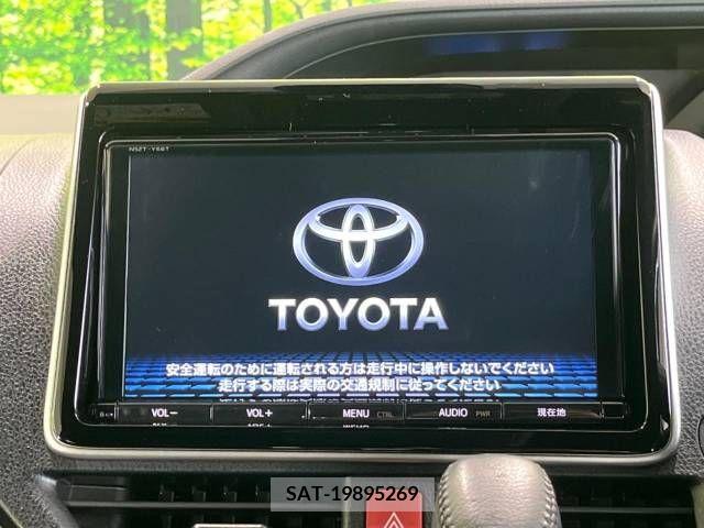Toyota NOAH 2017-08 279459-3