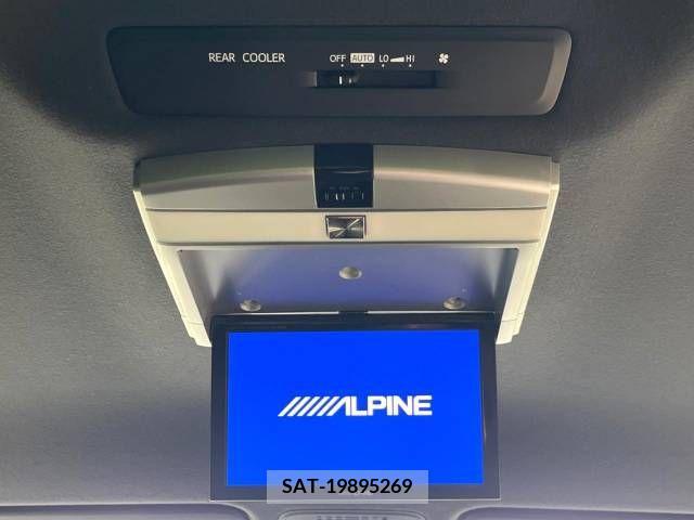 Toyota NOAH 2017-08 279459-2