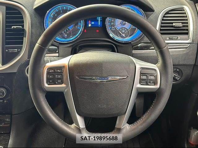 Chrysler 300 2014-11 213554-12