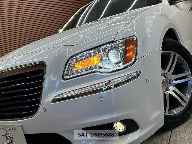Chrysler 300 2014-11 213554-9