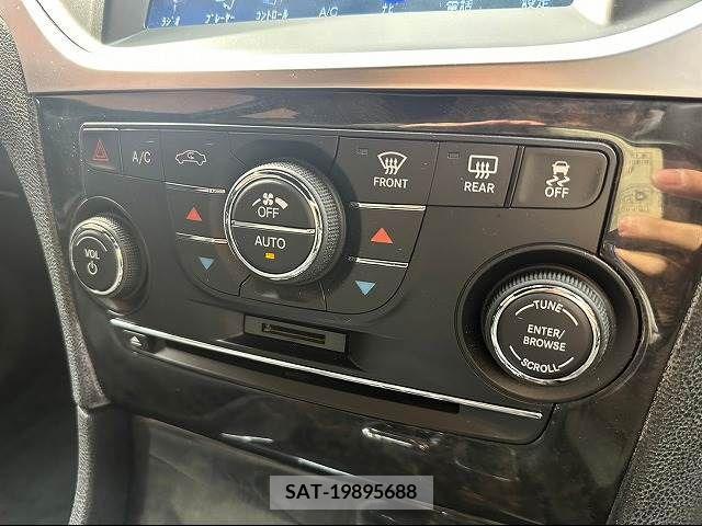 Chrysler 300 2014-11 213554-11