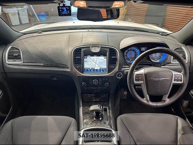 Chrysler 300 2014-11 213554-1