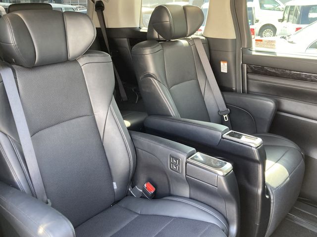 Toyota ALPHARD 2018-04 3889-19