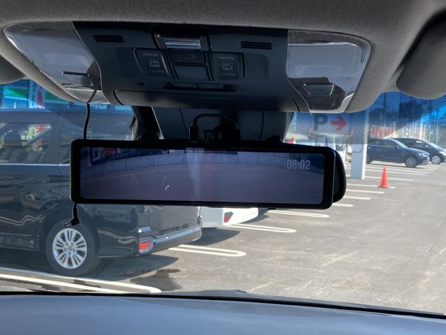 Toyota ALPHARD 2018-04 3889-10