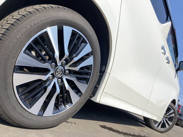 Toyota ALPHARD 2018-04 3889-5