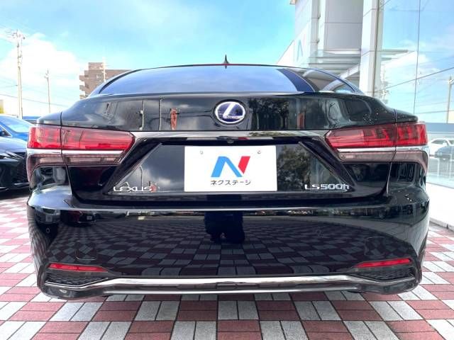 Lexus LS 2018-01 9306-15