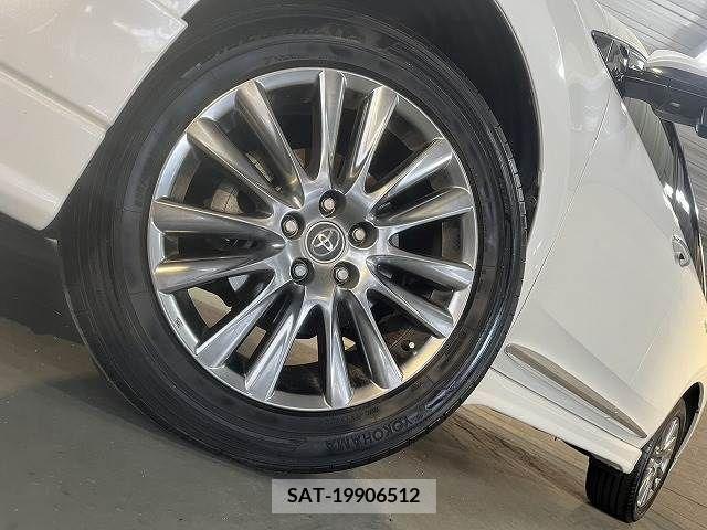 Toyota HARRIER 2014-07 331428-10