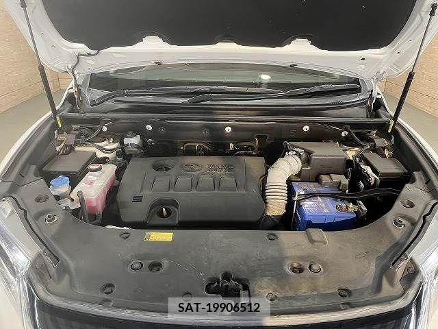 Toyota HARRIER 2014-07 331428-13