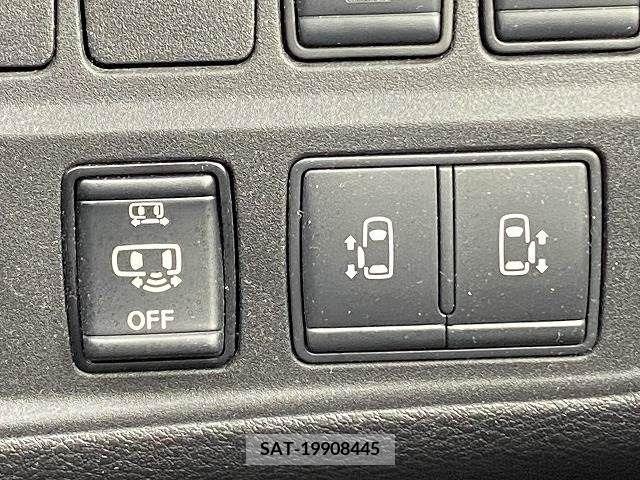 Nissan SERENA 2019-06 325044-5