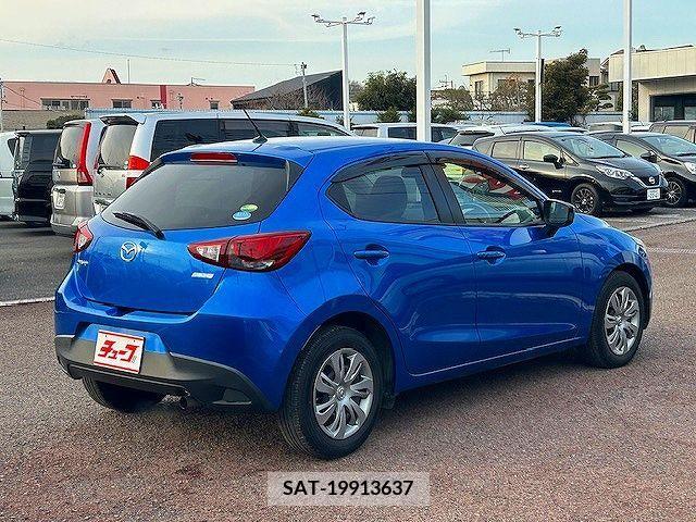 Mazda DEMIO 2014-11 217915-2
