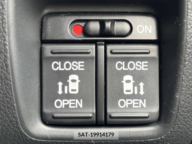 Honda N BOX CUSTOM 2016-07 306656-7