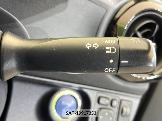 Toyota AQUA 2015-04 260215-6