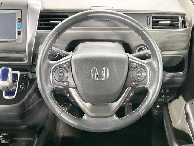 Honda FREED HYBRID 2017-01 194423-11