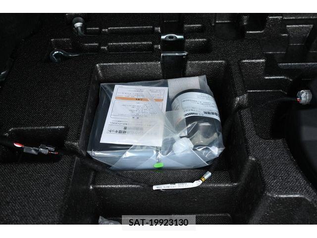 Mazda CX-60 2022-12 333050-11