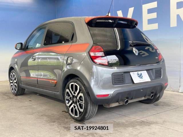 Renault TWINGO 2018-08 283134-19