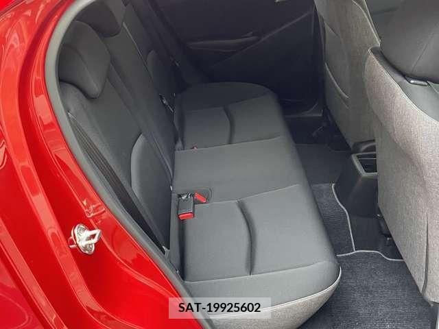 Mazda MAZDA2 2024-02 392016-16