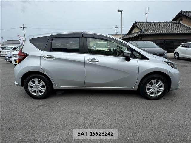 Nissan NOTE 2017-03 313914-9