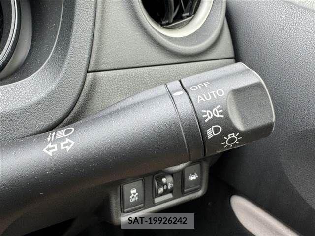 Nissan NOTE 2017-03 313914-22