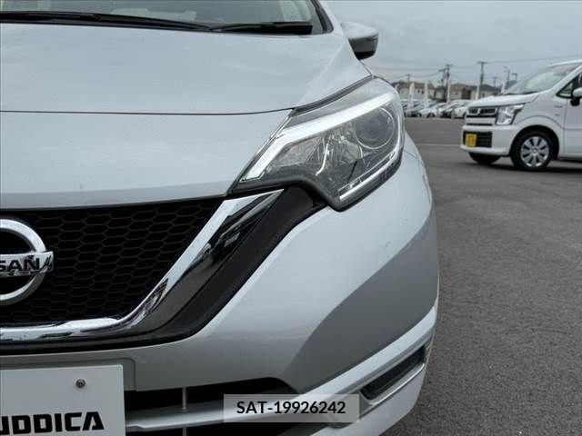 Nissan NOTE 2017-03 313914-29