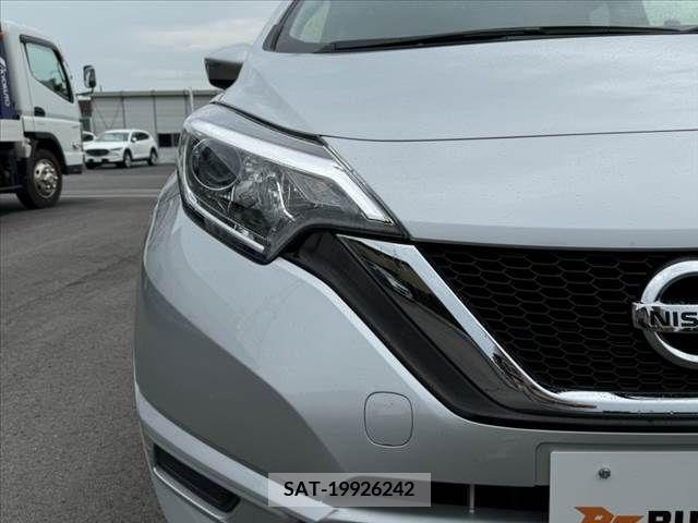 Nissan NOTE 2017-03 313914-28