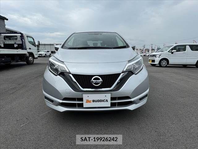 Nissan NOTE 2017-03 313914-6