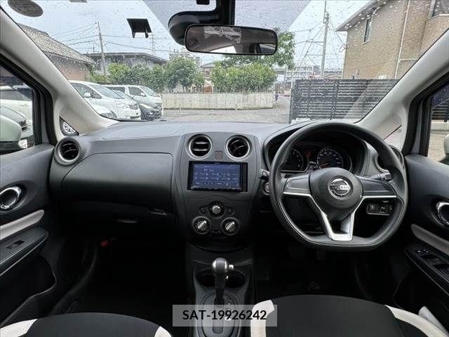 Nissan NOTE 2017-03 313914-1
