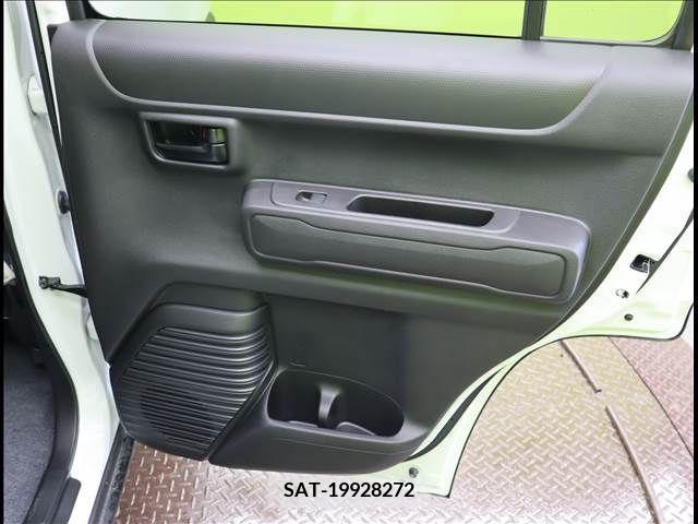 Suzuki HUSTLER 2023-12 329850-18