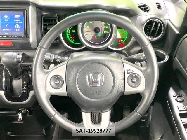 Honda N BOX 2013-08 348747-11