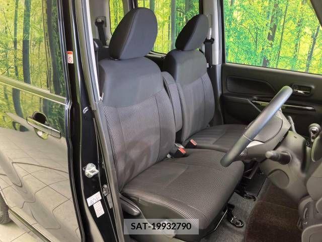 Nissan ROOX 2017-02 323818-8
