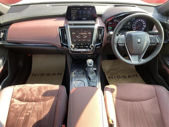 Toyota CROWN SEDAN 2020-03 190082-1