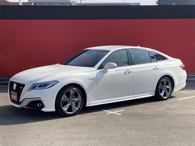 Toyota CROWN SEDAN 2020-03 190082-26