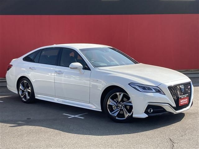 Toyota CROWN SEDAN 2020-03 190082-28