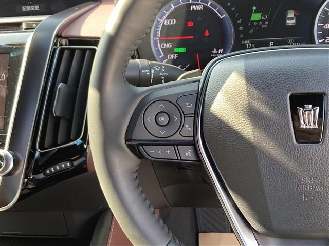 Toyota CROWN SEDAN 2020-03 190082-9