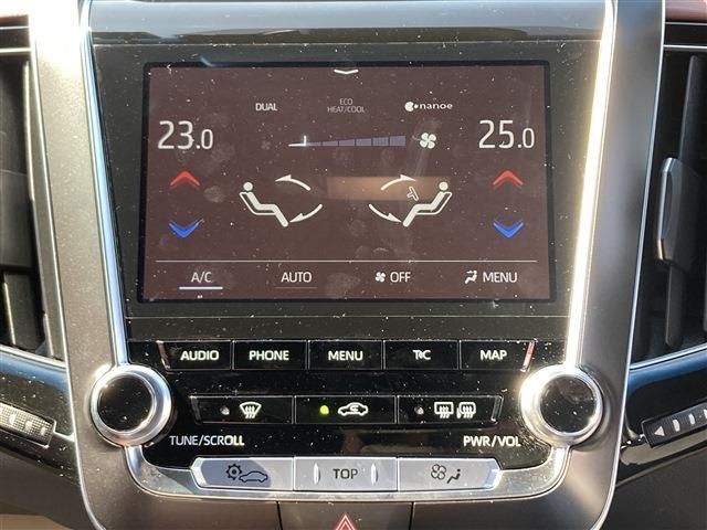 Toyota CROWN SEDAN 2020-03 190082-15