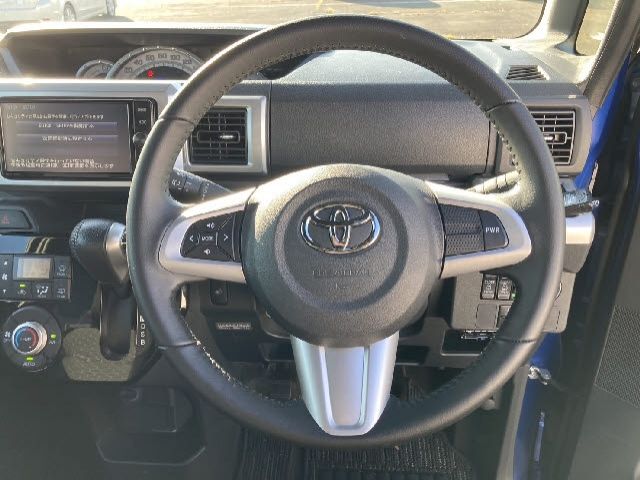Toyota Pixis Mega 2018-03 16583-13
