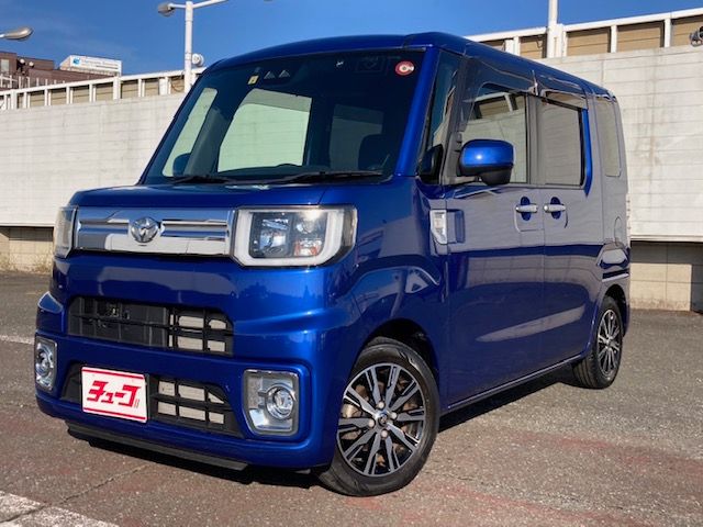 Toyota Pixis Mega 2018-03 16583-0