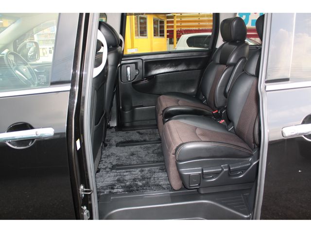 Nissan ELGRAND 2013-02 25218-13