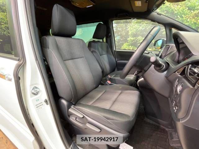 Toyota VOXY 2018-10 321602-8