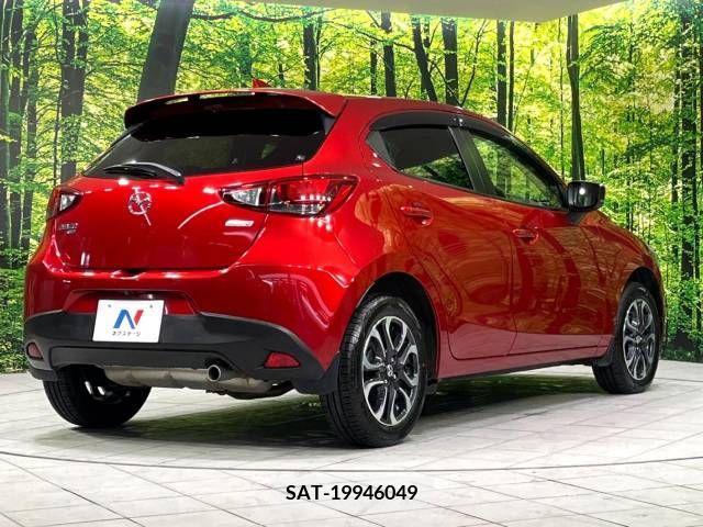 Mazda DEMIO 2017-03 359445-17
