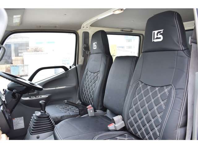 Hino DUTRO 2014-09 17063-9