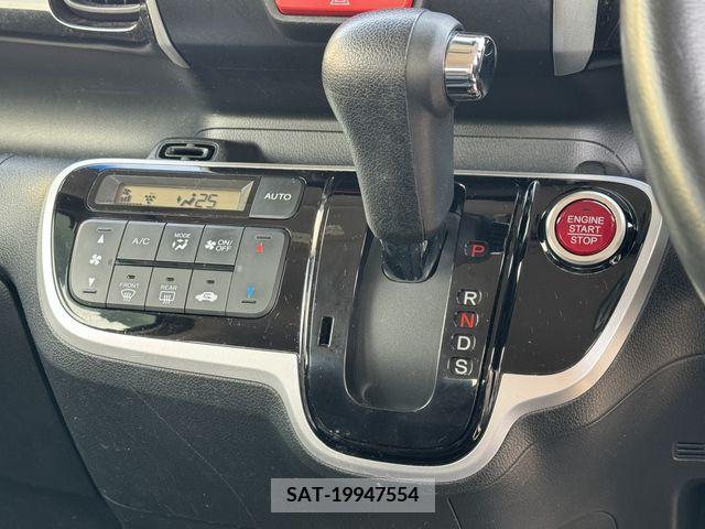Honda N BOX CUSTOM 2015-03 212992-17